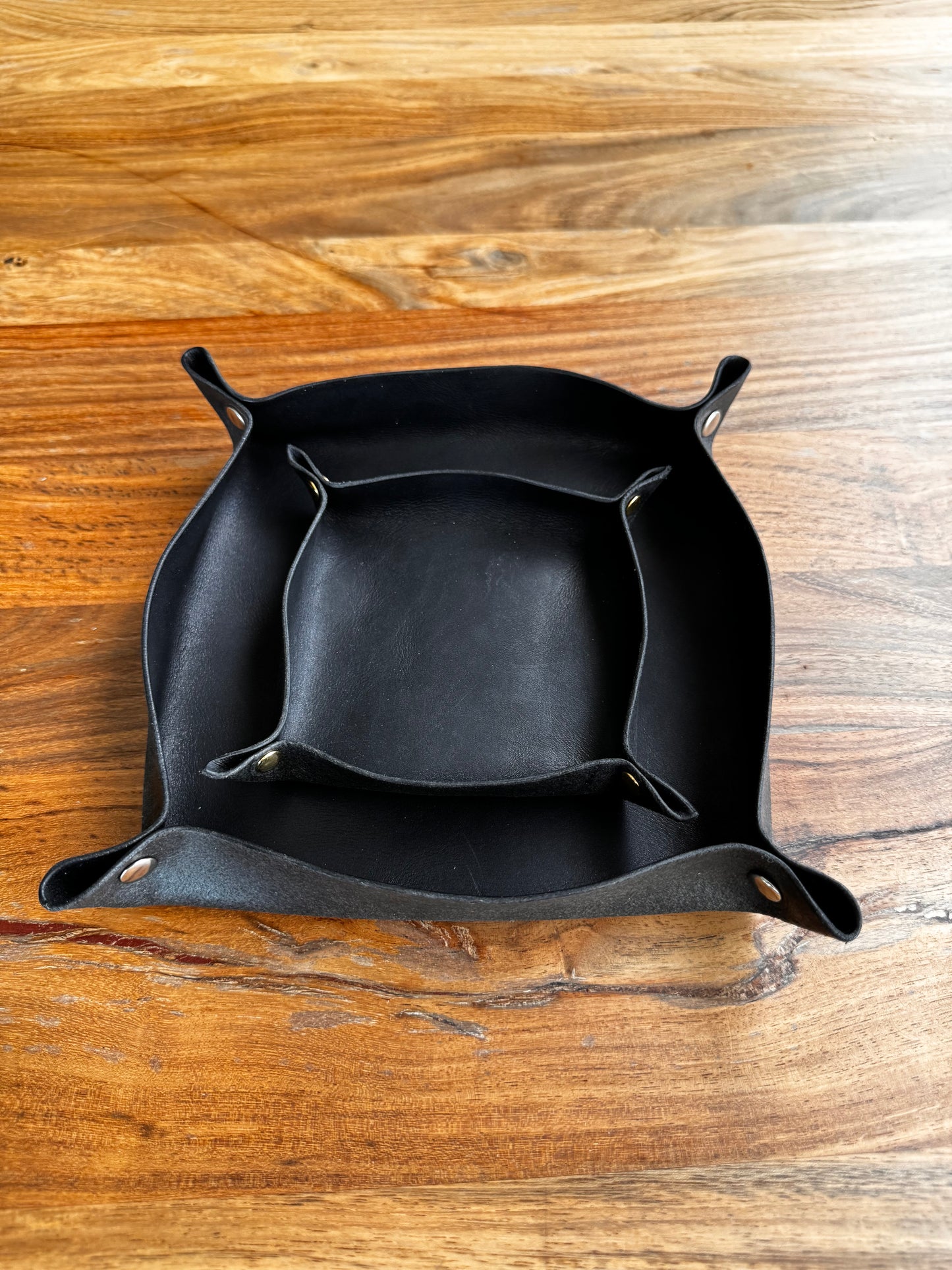 Black Oak Leather Valet Tray